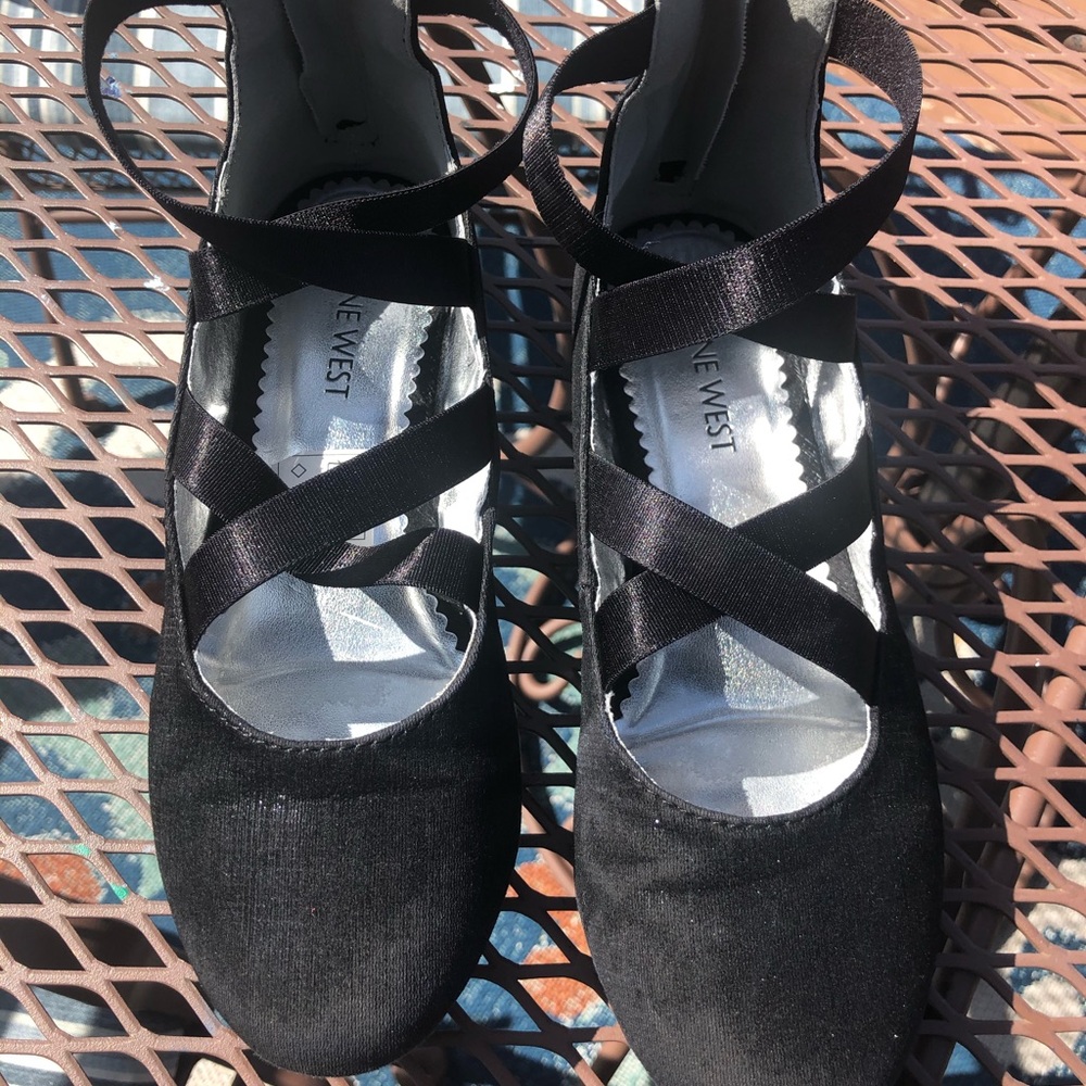Girls Shoes.